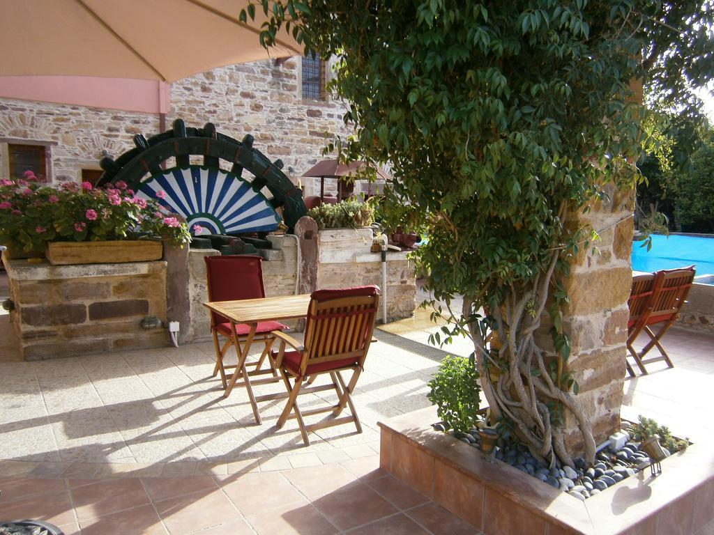 Mouzaliko Guesthouse Mansion Kampochora  Екстер'єр фото